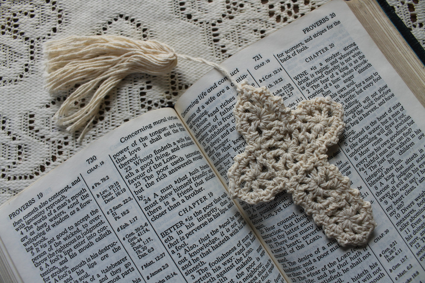 Crochet Cross Bookmark (ships Jan. 7th)