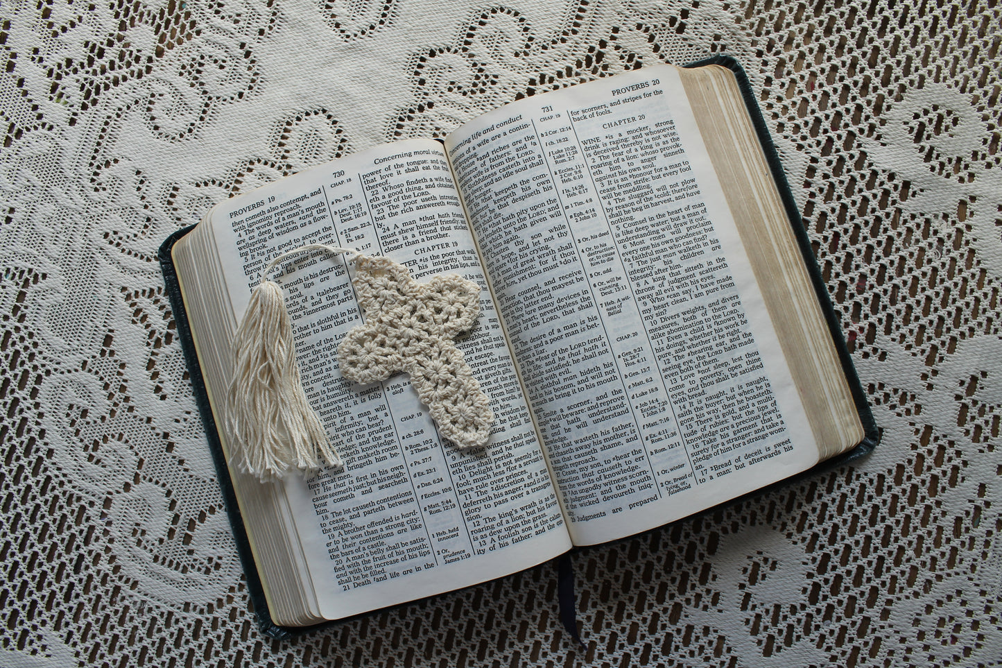 Crochet Cross Bookmark (ships Jan. 7th)