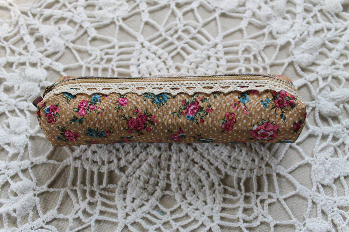 Neutral Floral Pen Pouch